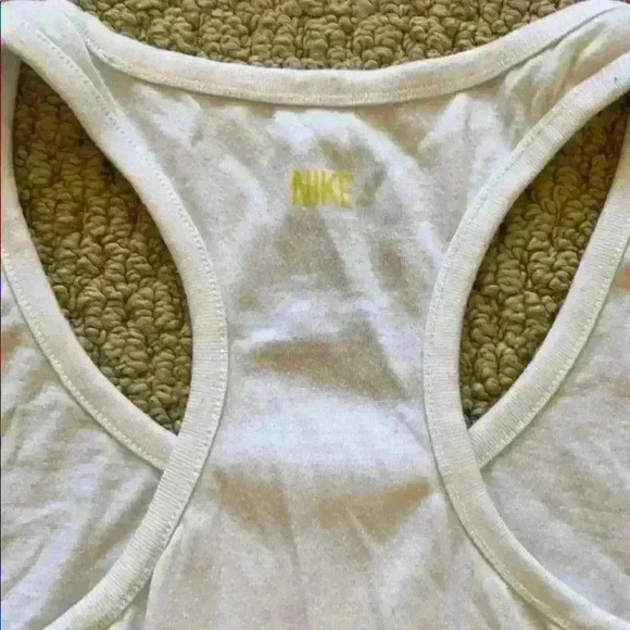 NIke speed tank - Picture 4 of 4